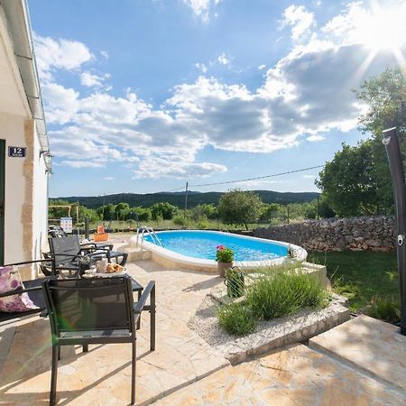 Holiday Home Sego With Private Pool Veliki Brocanac المظهر الخارجي الصورة